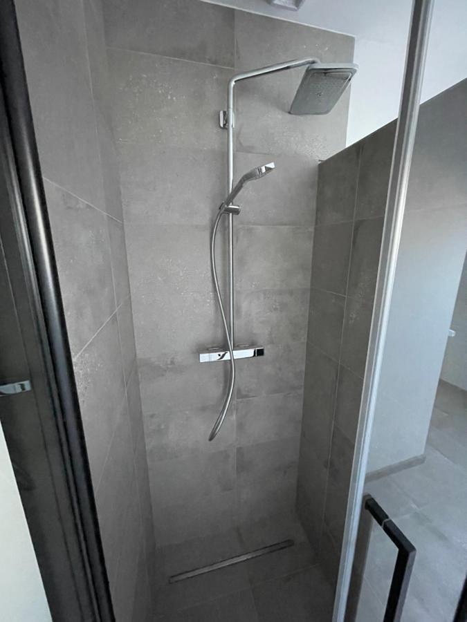 The 77 Work Or Holiday New Home Houthem Ngoại thất bức ảnh